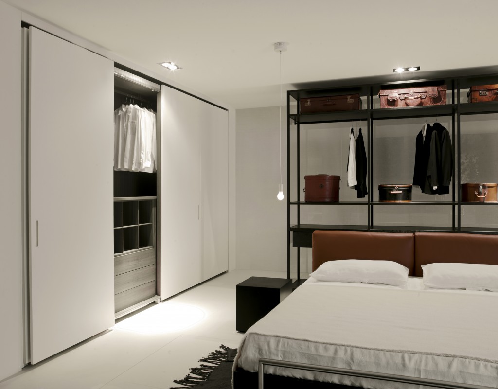 STORAGE DRESSING LISSONI CLAUDE CARTIER LYON (12) STORAGE DRESSING LISSONI CLAUDE CARTIER LYON