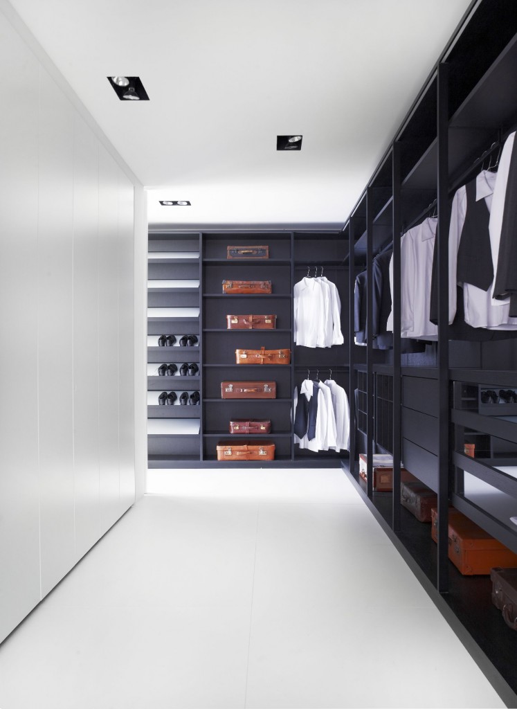STORAGE DRESSING LISSONI CLAUDE CARTIER LYON (7) STORAGE DRESSING LISSONI CLAUDE CARTIER LYON