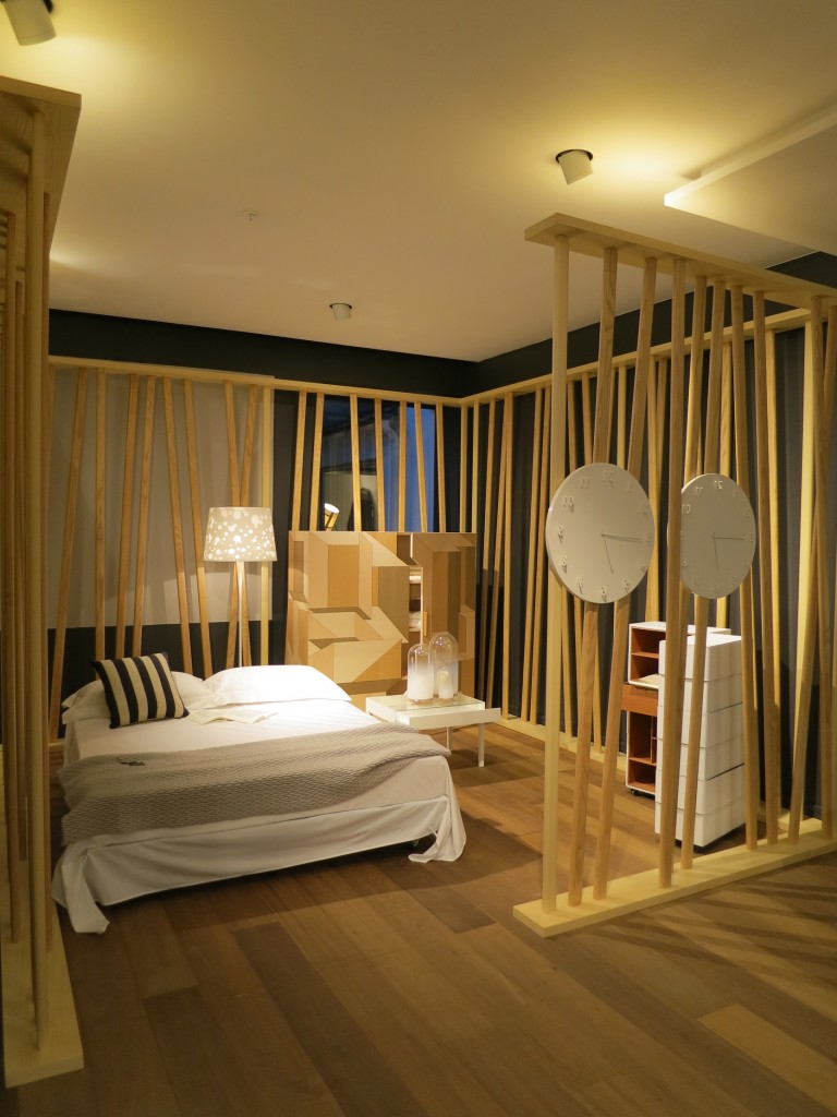 Design Tour Lyon Claude Cartier 2013 PORRO MIKADO INLAY SUNDIAL CHAMELEON sign Tour Lyon Claude Cartier 2013 PORRO MIKADO INLAY SUNDIAL CHAMELEON