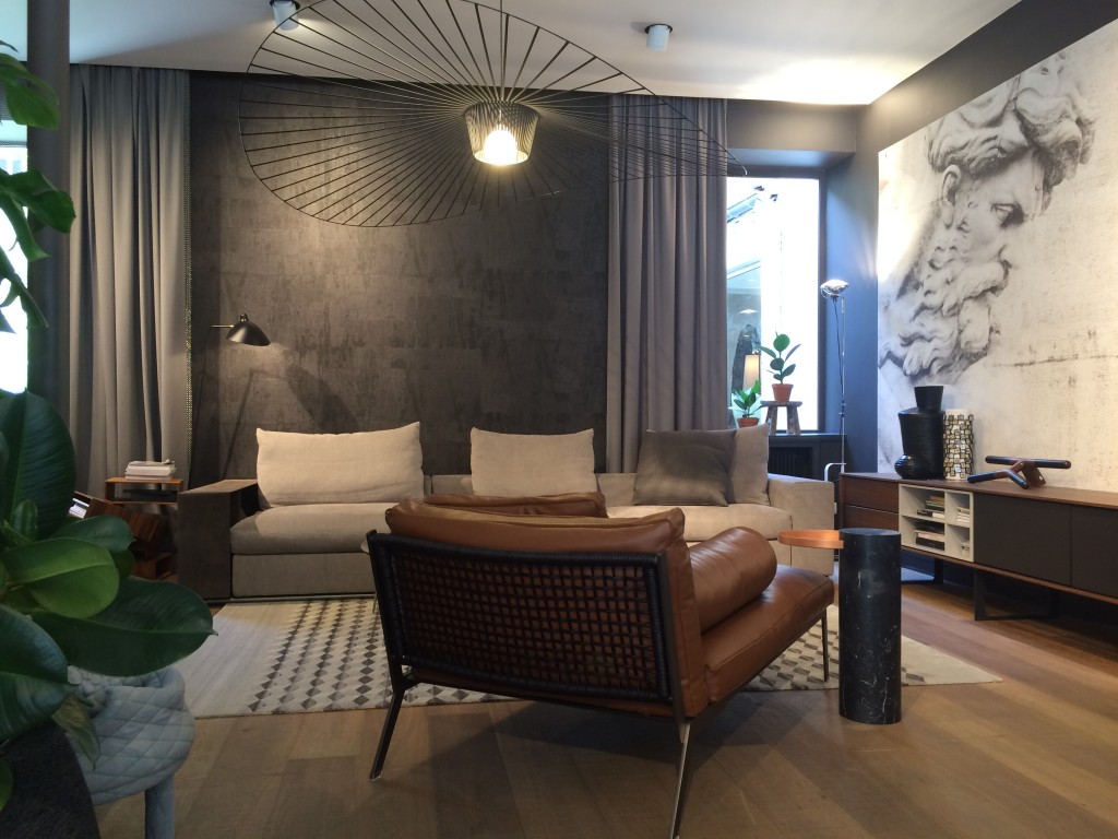 mobilier contemporain Lyon - FLEXFORM - VERTIGO - PETITE FRITURE - WALL & DECO - CC TAPIS - SERGE MOUILLE - TREKU (2)